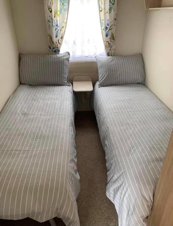 Home From Home Caravan Hire Havens Thorpe Park 克利索普斯 外观 照片